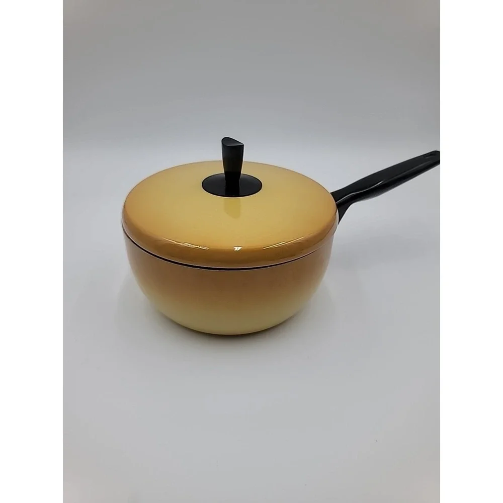 VTG Retro Yellow Bounty Wear-Ever Enamel 2 qt Pot Pan and Lid Non Stick‎ MCM